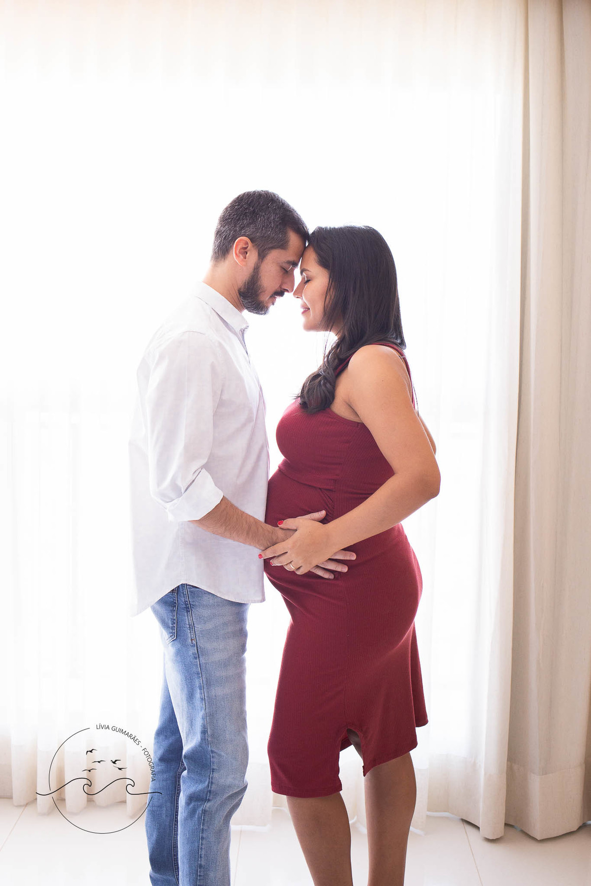 foto_de_gestante_em_casa_sala_goiania_livia_guimaraes