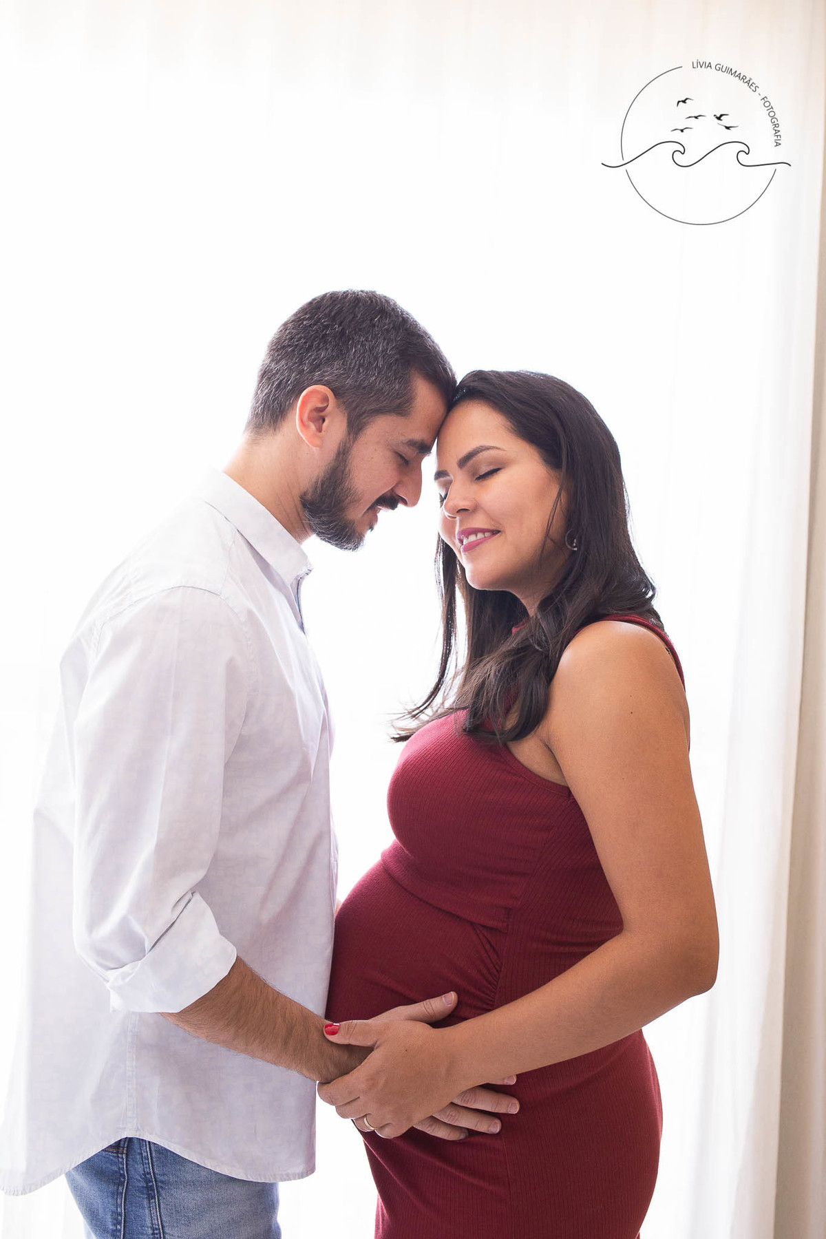 foto_de_gestante_em_casa_sala_goiania_livia_guimaraes