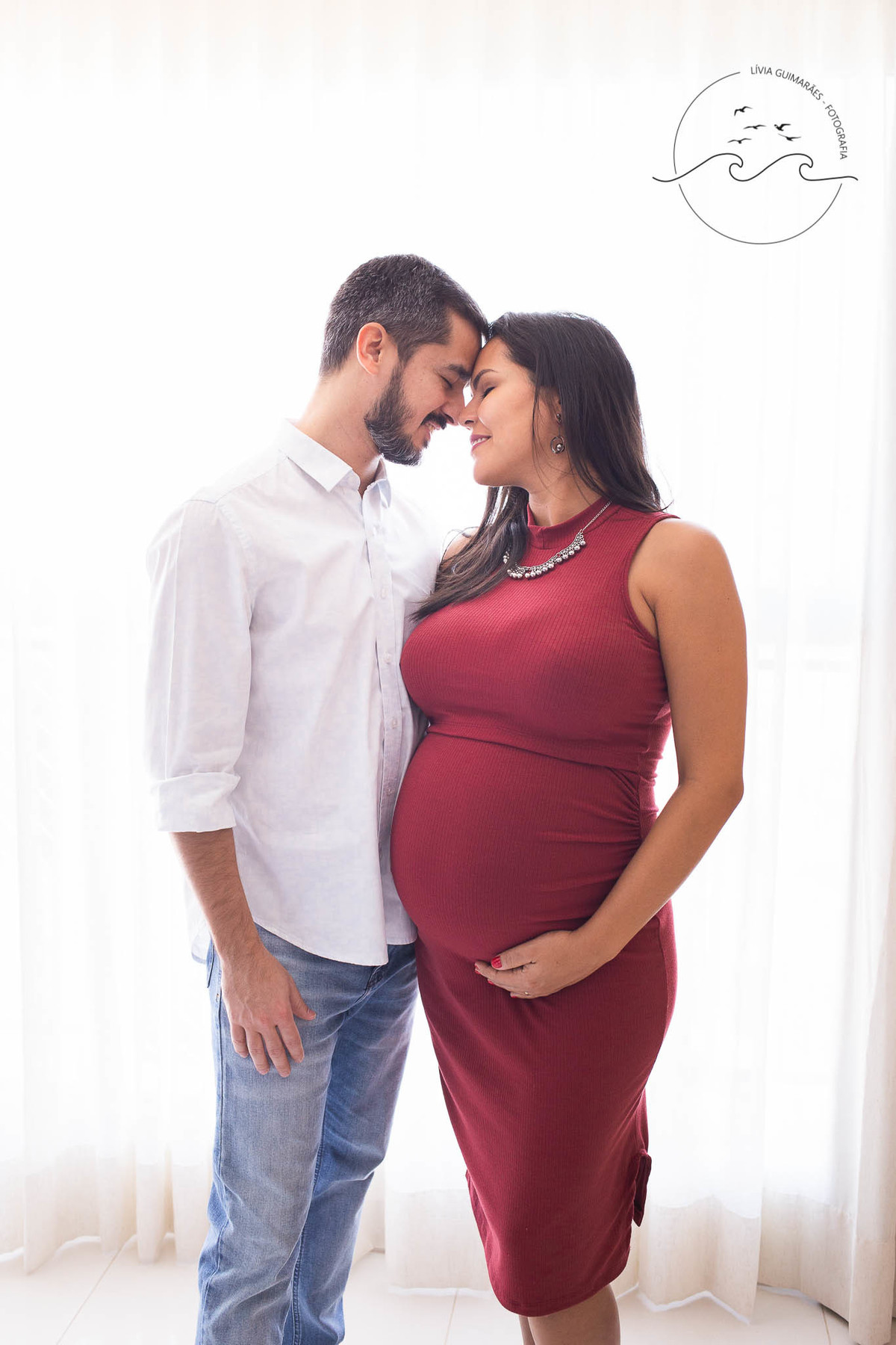 foto_de_gestante_em_casa_sala_goiania_livia_guimaraes