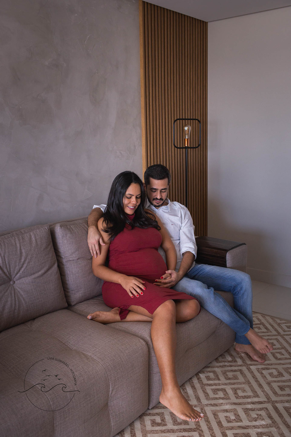 foto_de_gestante_em_casa_sala_goiania_livia_guimaraes