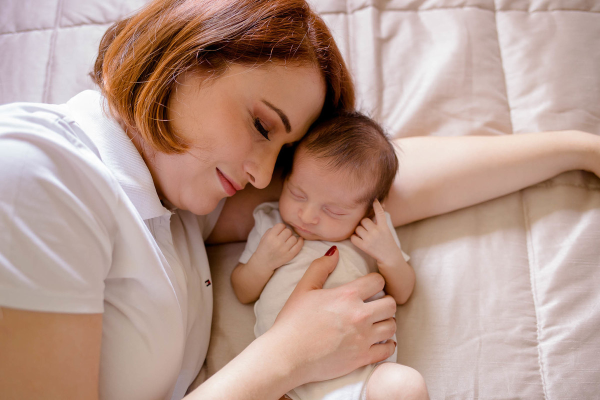 fotografa_de_recem_nascido_newborn_lifestyle_em_casa_goiania_livia_guimaraes 