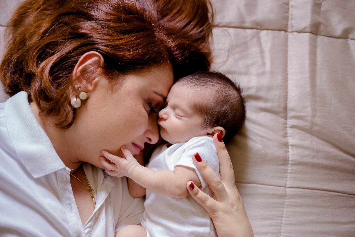 fotografa_de_recem_nascido_newborn_lifestyle_em_casa_goiania_livia_guimaraes 