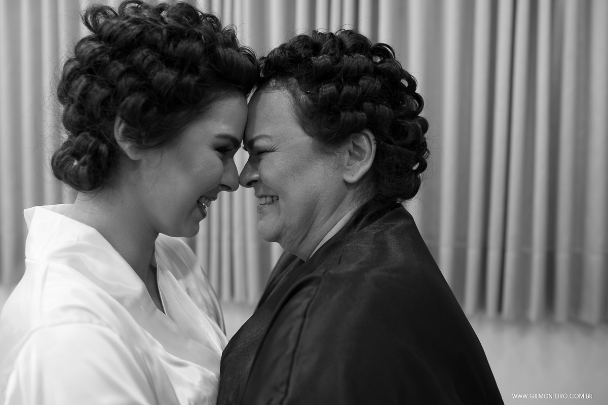 Noiva, e mãe da noiva, dia da noiva, casamento,