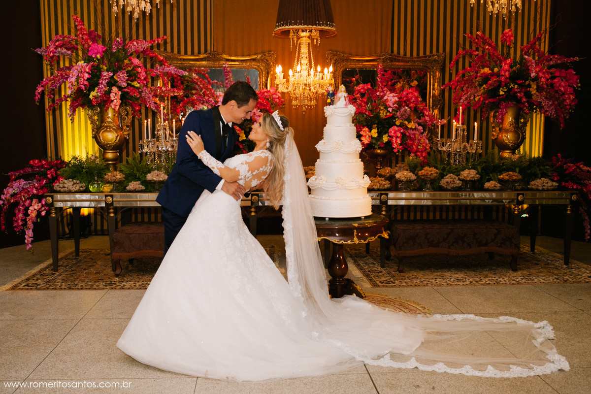 os noivos kely Bueno