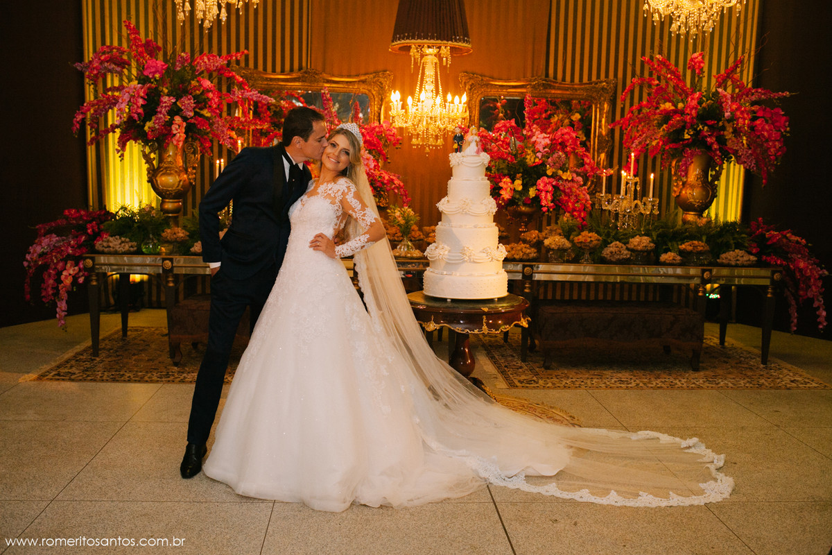 os noivos kely Bueno