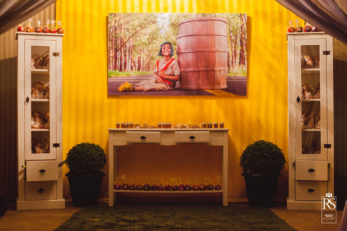 decoração infantil com o tema Chaves