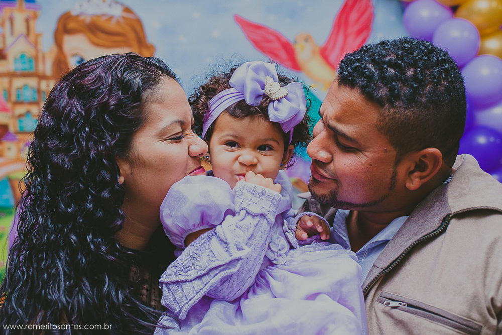 Fico sem palavras para fazer um depoimento sobre você. Você nos surpreende sempre com cada foto tirada, você tem um som de Deus em suas mãos, pois consegue capturar não apenas uma simples fotografia mais sim um momento que 