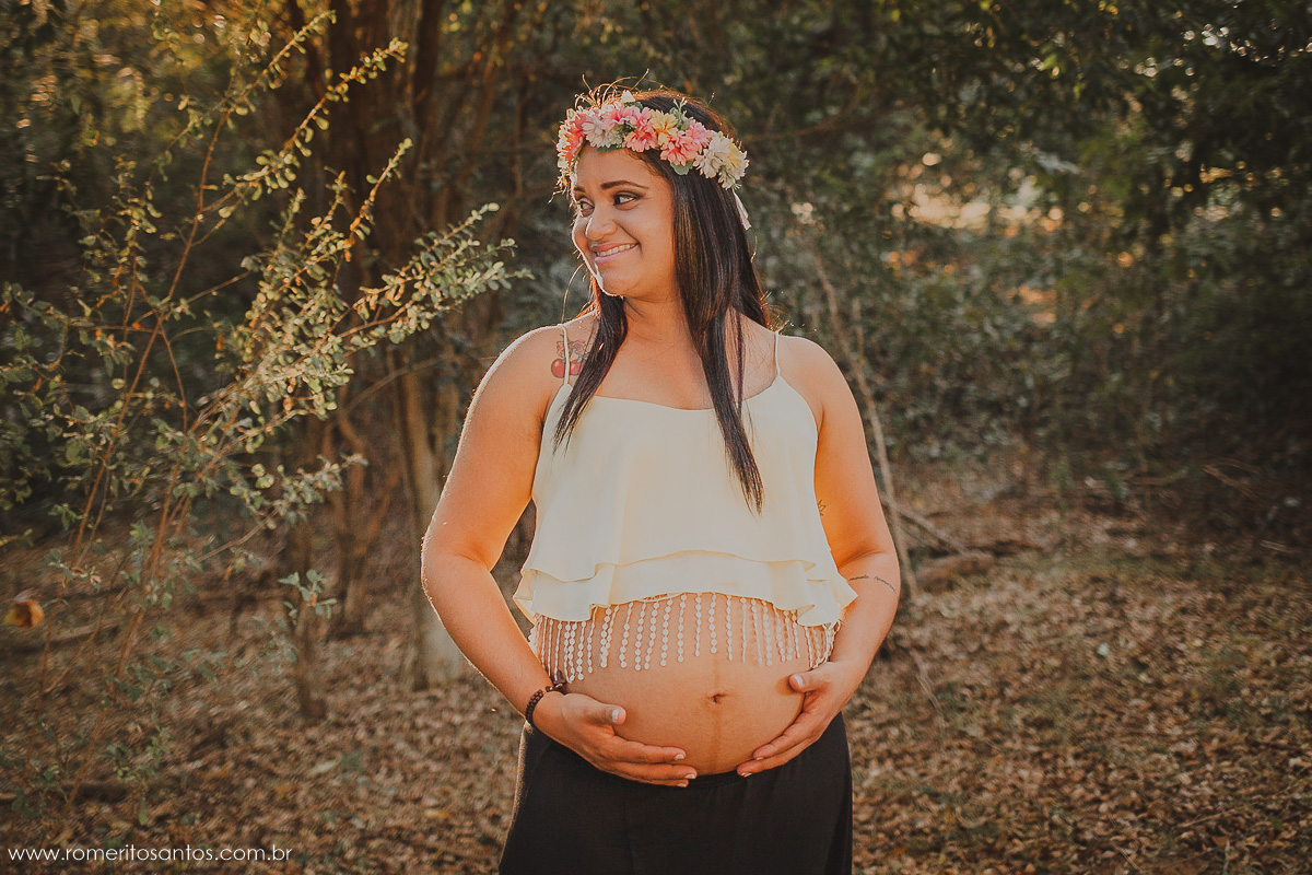 Tive o prazer de estar fotografando a mamãe Karen Andressa que com muito carinho vieram de Presidente Venceslau até a cidade de Presidente Epitácio, para fazer o ensaio fotográfico da gestaçã