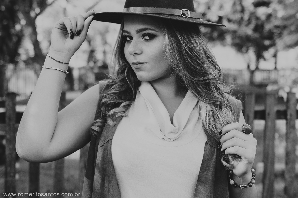 Fotos realizadas na cidade de Presidente Epitácio - SP Com Gabriele Domenice. Em um local magnifico no pesqueiro Aquatur, pelo o fotografo Romerito Santo