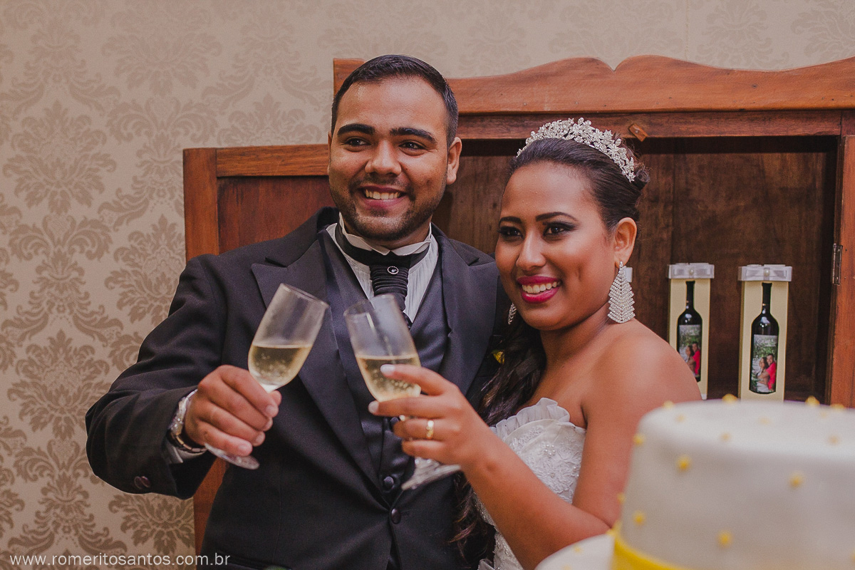 O fotografo Romerito Santos Esteve fotografando o casamento de gisele e lucas na cidade de presidente epitácio - sp