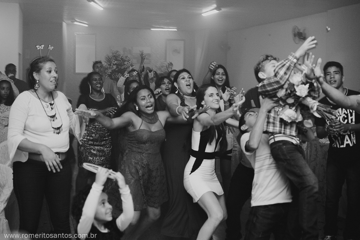 O fotografo Romerito Santos Esteve fotografando o casamento de gisele e lucas na cidade de presidente epitácio - sp