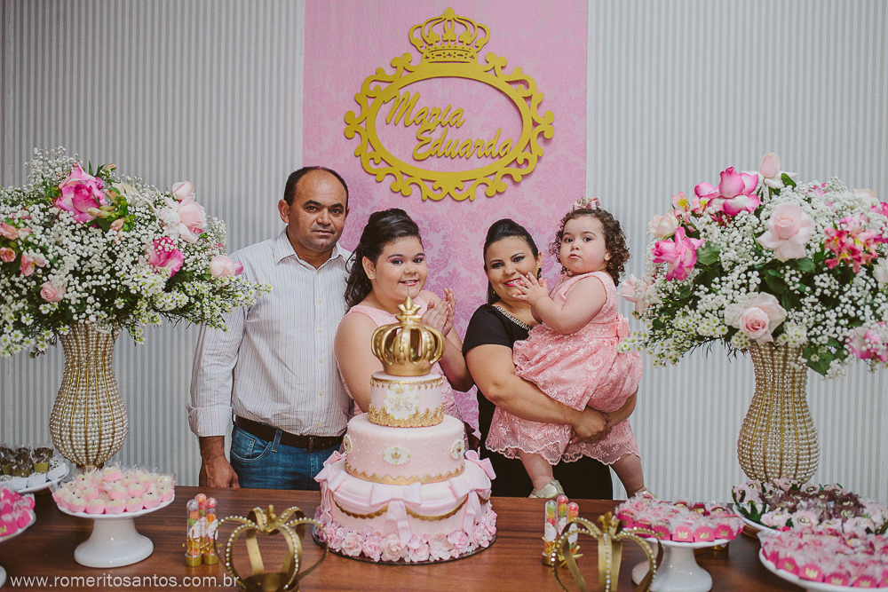 Que evento lindo, Com as duas Princesas, chamadas Duda e Clarinha. O evento Foi realizado no clube S