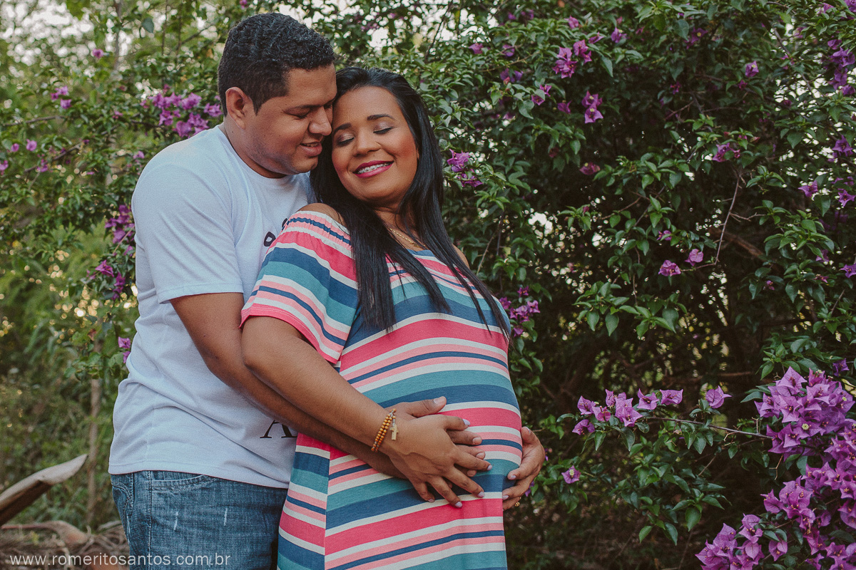 Ensaio da mamãe thais da espera da pequenina Elisa fotografado pelo o fotógrafo Romerito Santo