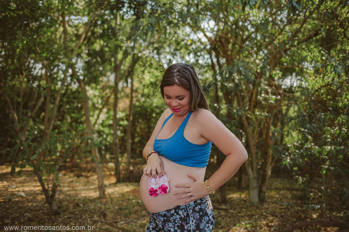 Ensaio fotográfico realizado na cidade de Presidente Epitácio - SP, pelo o fotógrafo Romerito Santos. Com a mamãe Renata, na doce espera da pequenina Isadora.