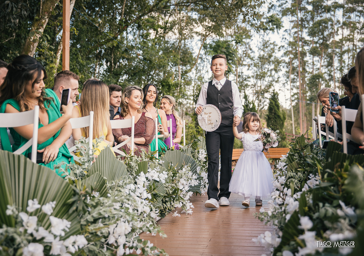 Garden Eventos; Casamento ao ar livre; casa de festas; casamento ao ar livre; eventos alto vale; tiago metzger