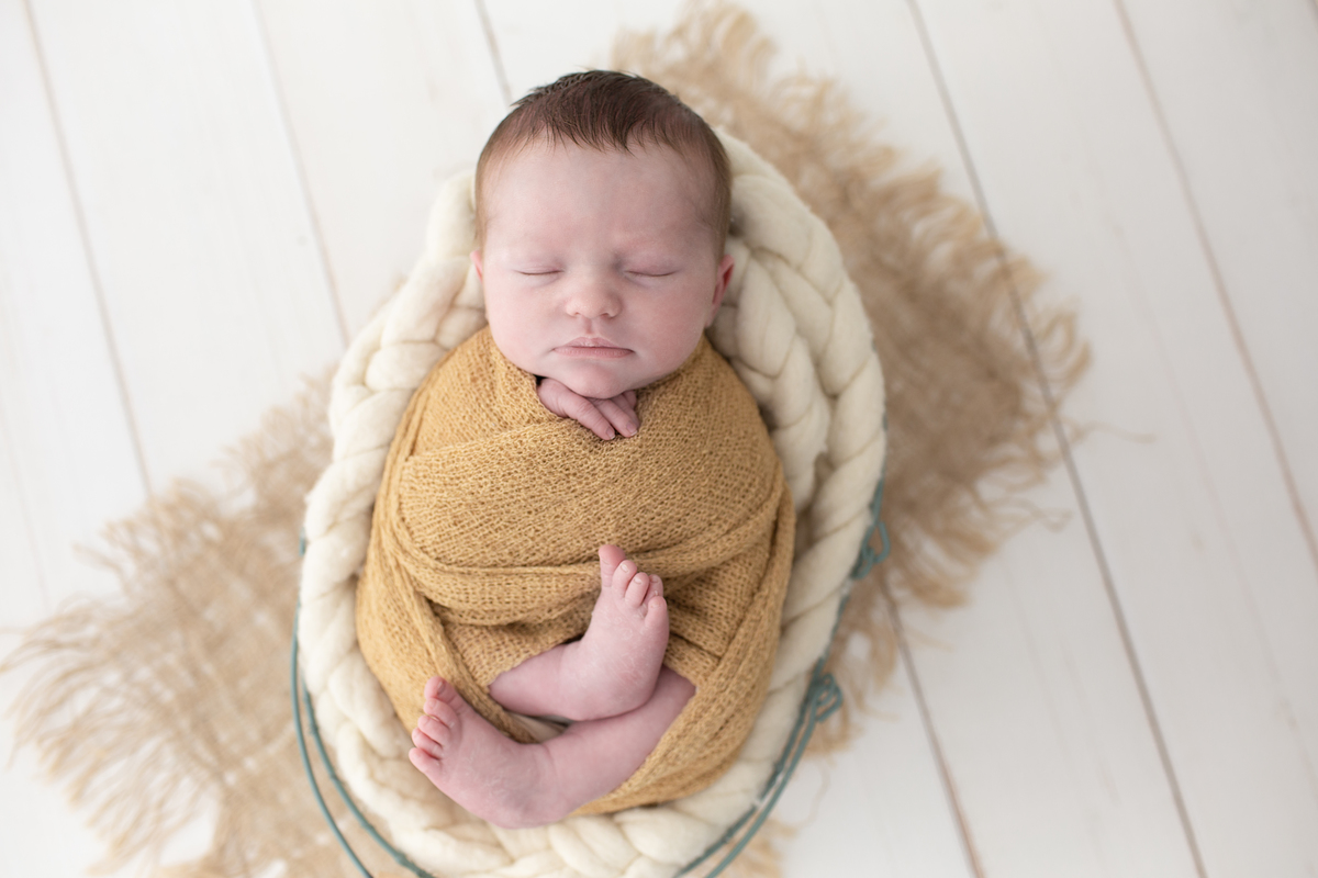 fotografia de recem nascido Newborn em funchal ilha da madeira estúdio valquiria abreu