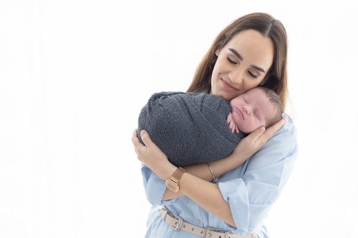 fotografia de recem nascido Newborn em funchal ilha da madeira estúdio valquiria abreu