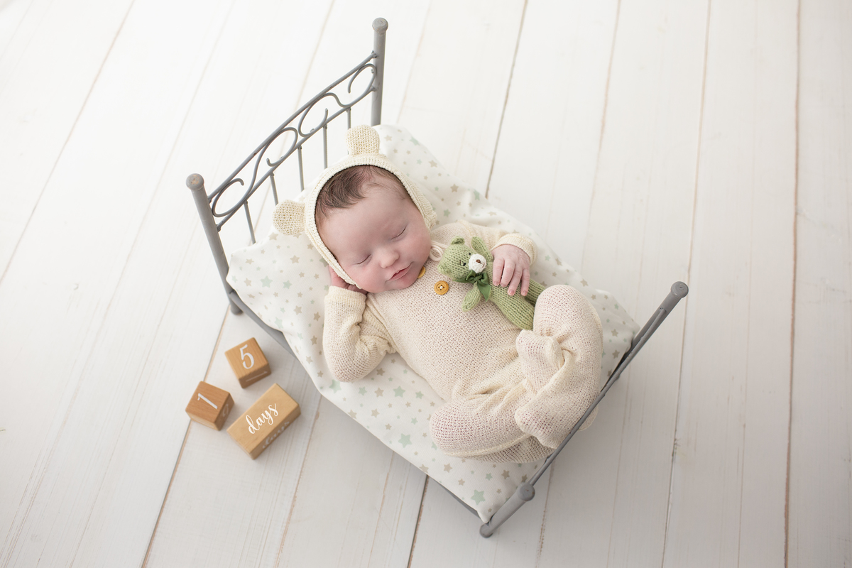 fotografia de recem nascido Newborn em funchal ilha da madeira estúdio valquiria abreu