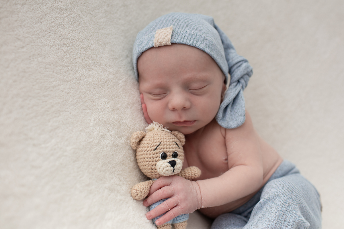 fotografia de recem nascido Newborn em funchal ilha da madeira estúdio valquiria abreu