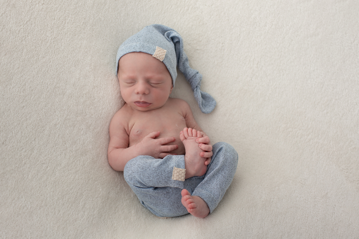 fotografia de recem nascido Newborn em funchal ilha da madeira estúdio valquiria abreu