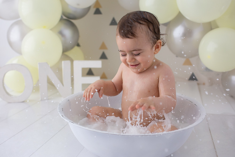 smash the cake milk bath valquiria abreu fotografia estudio funchal ilha da madeira portugal