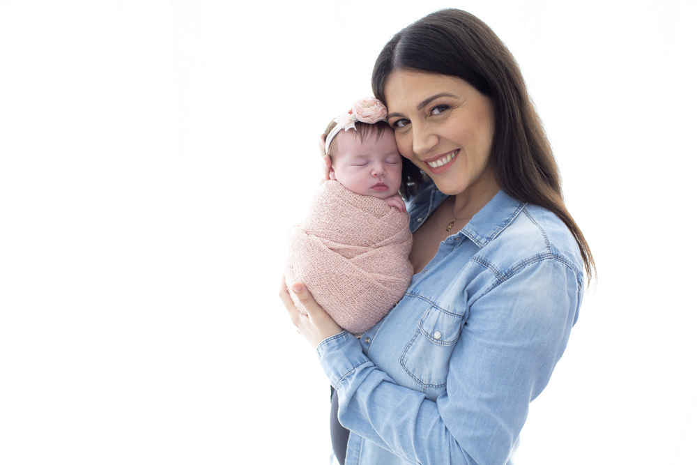 fotografia de recem nascido Newborn em funchal ilha da madeira estúdio valquiria abreu