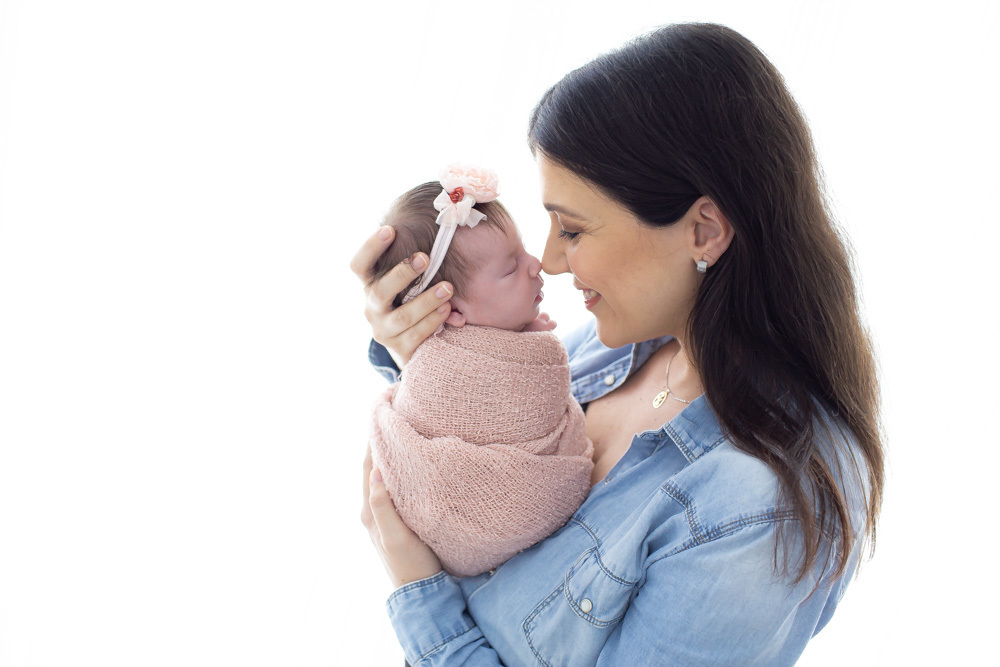 fotografia de recem nascido Newborn em funchal ilha da madeira estúdio valquiria abreu