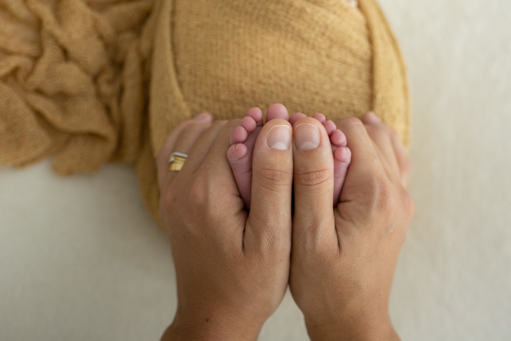 fotografia de recem nascido Newborn em funchal ilha da madeira estúdio valquiria abreu
