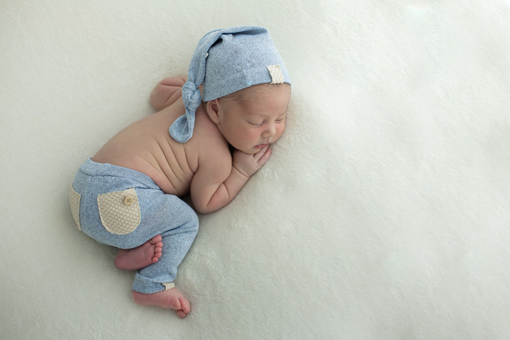fotografia de recem nascido Newborn em funchal ilha da madeira estúdio valquiria abreu