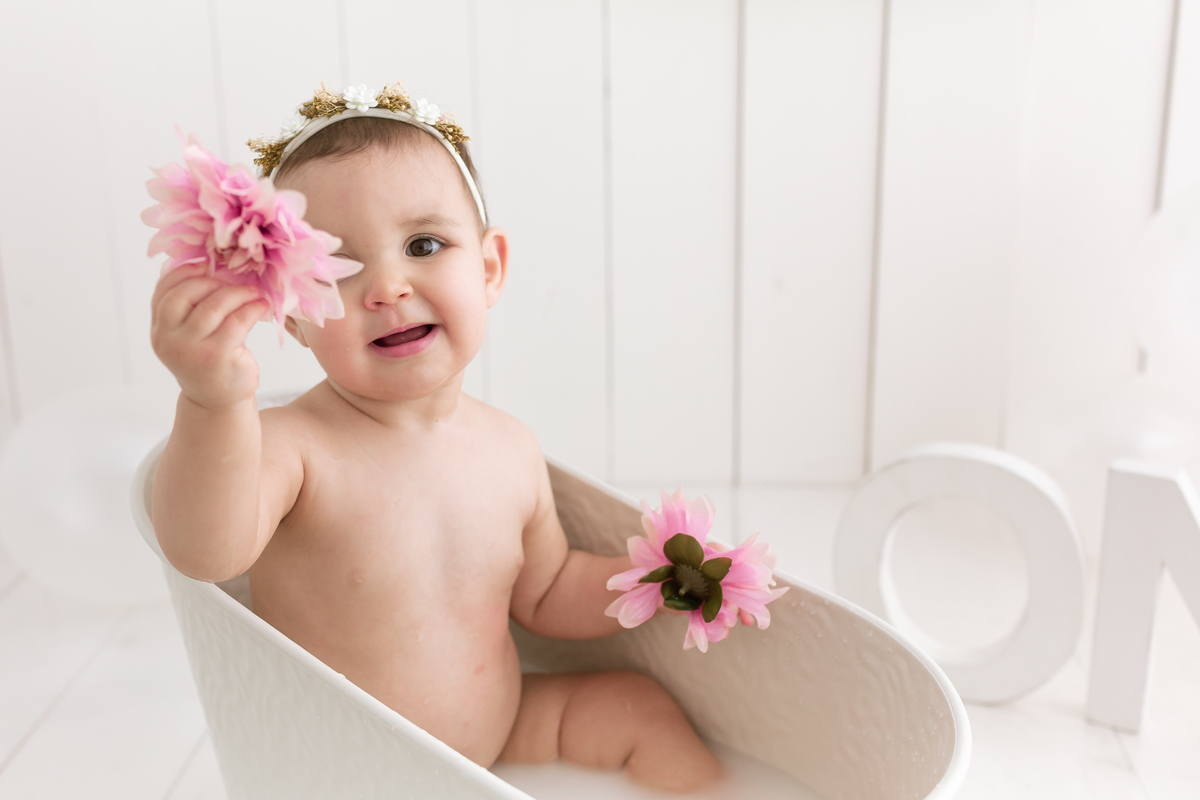 smash the cake milk bath valquiria abreu fotografia estudio funchal ilha da madeira portugal