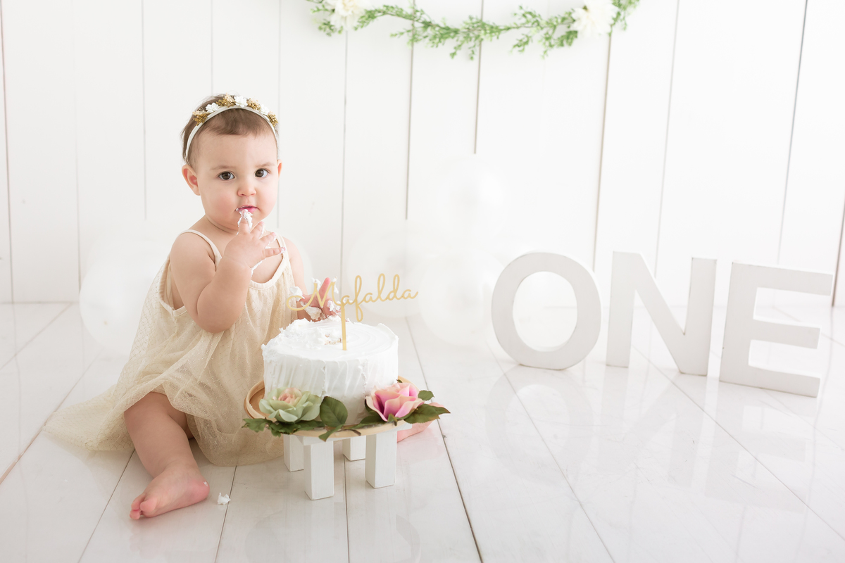 smash the cake milk bath valquiria abreu fotografia estudio funchal ilha da madeira portugal