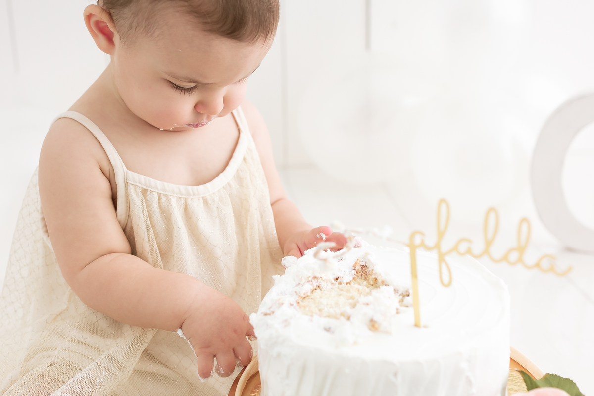smash the cake milk bath valquiria abreu fotografia estudio funchal ilha da madeira portugal