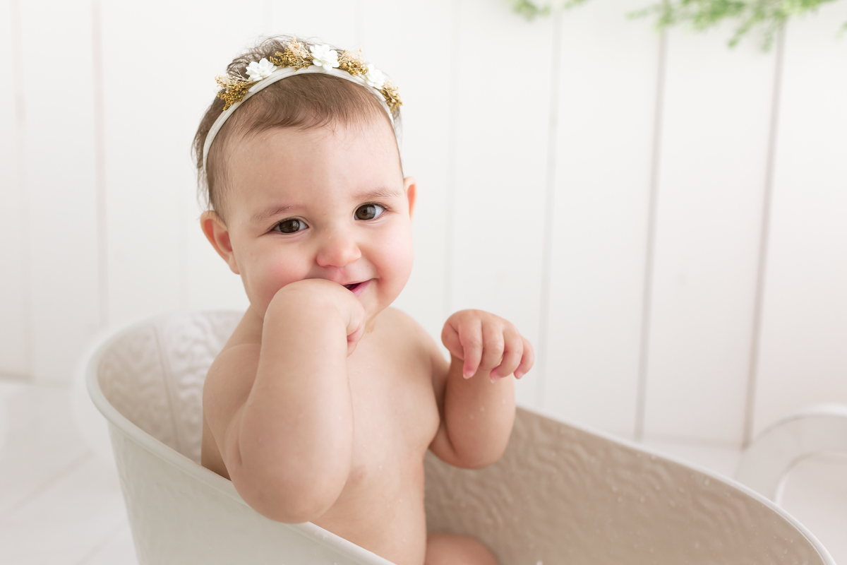 smash the cake milk bath valquiria abreu fotografia estudio funchal ilha da madeira portugal