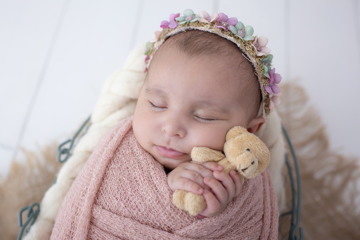 fotografia de recem nascido Newborn em funchal ilha da madeira estúdio valquiria abreu