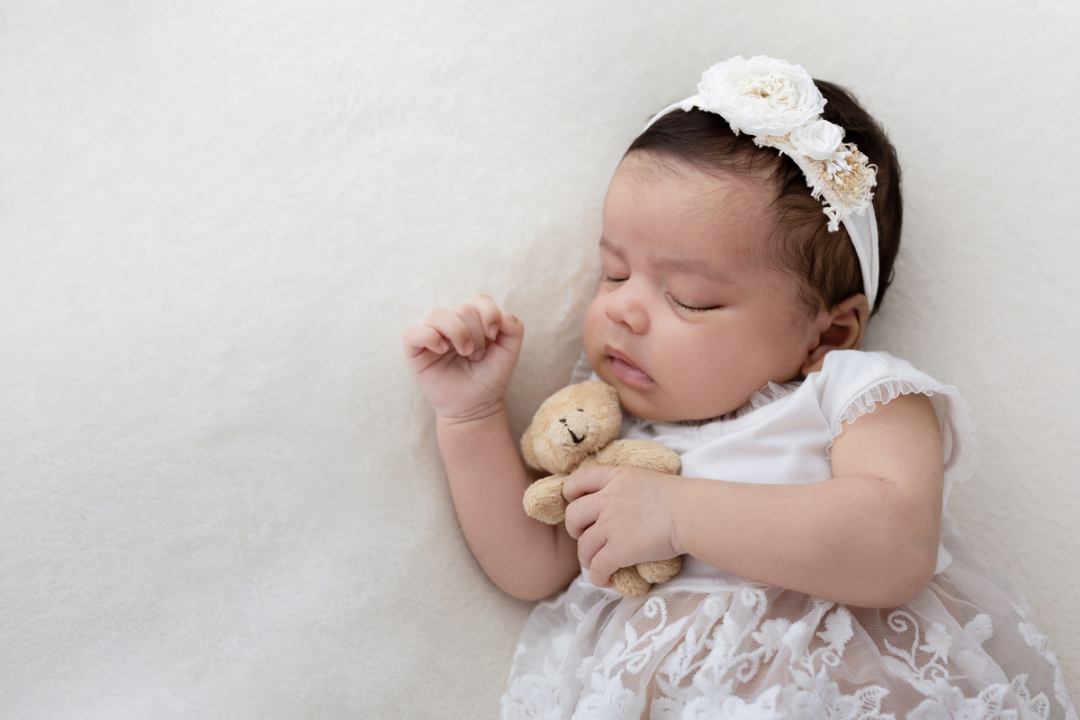 fotografia de recem nascido Newborn em funchal ilha da madeira estúdio valquiria abreu