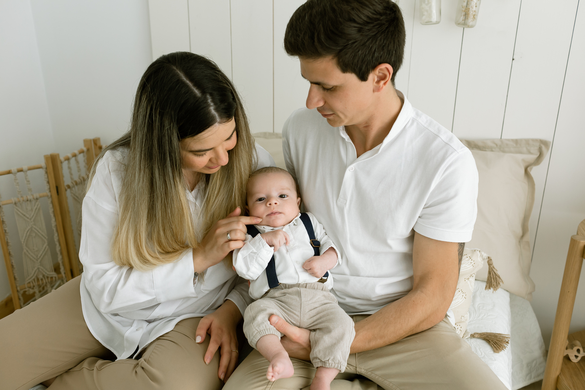fotografia de bebé acompanhamento em funchal ilha da madeira estúdio valquiria abreu