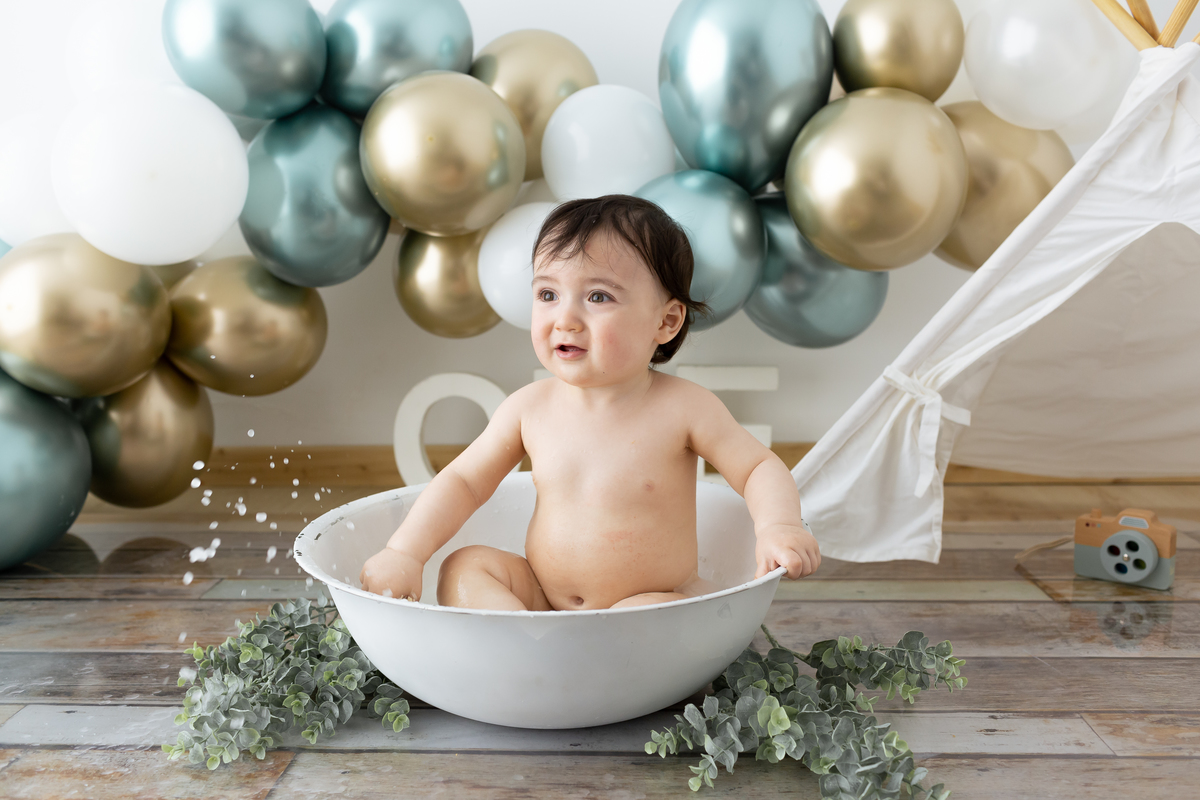 smash_the_cake_milk_bath_valquiria_abreu_fotografia_estudio_funchal_ilha_da_madeira_portugal