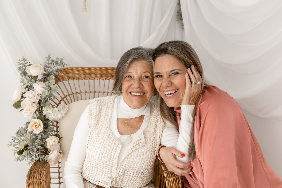 dia_da_mãe_2023_valquiria_abreu_fotografia_estudio_funchal_ilha_da_madeira_portugal