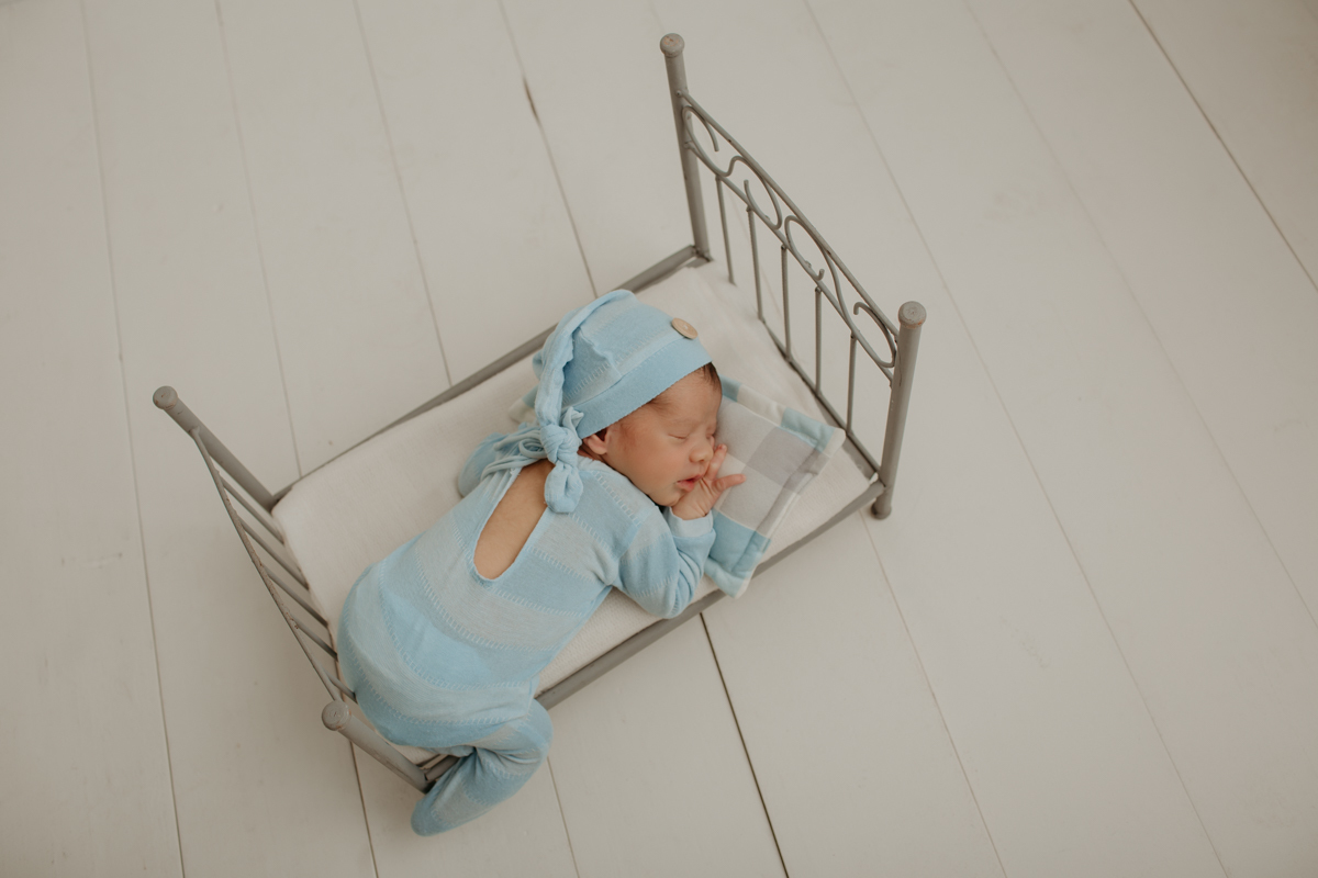 fotografia de recem nascido Newborn em funchal ilha da madeira estúdio valquiria abreu