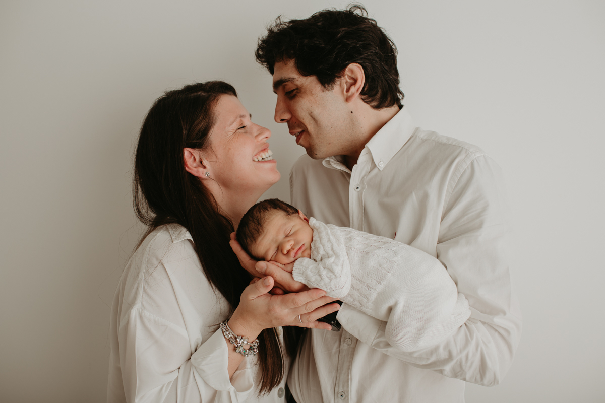 fotografia de recem nascido Newborn em funchal ilha da madeira estúdio valquiria abreu