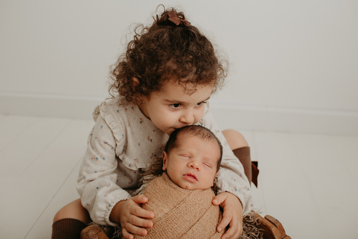 fotografia de recem nascido Newborn em funchal ilha da madeira estúdio valquiria abreu