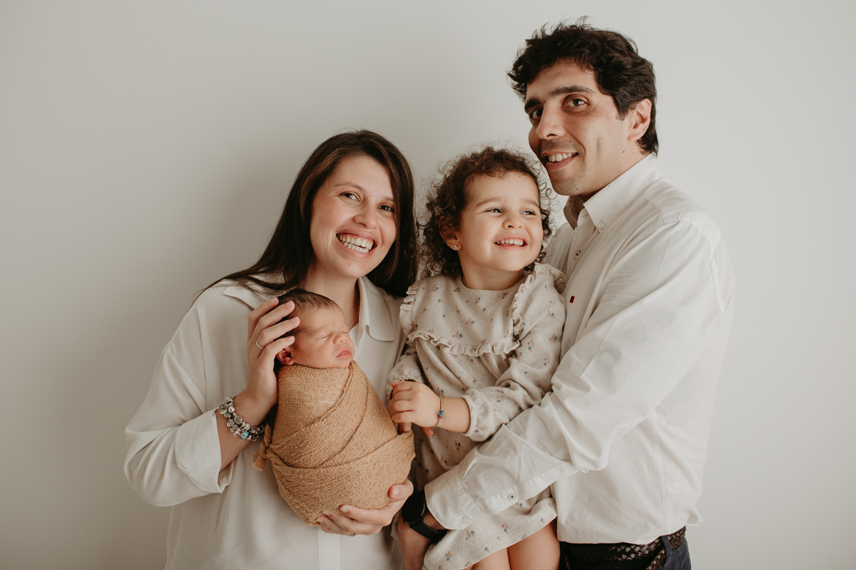 fotografia de recem nascido Newborn em funchal ilha da madeira estúdio valquiria abreu