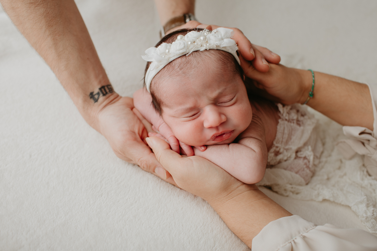 fotografia de recem nascido Newborn em funchal ilha da madeira estúdio valquiria abreu