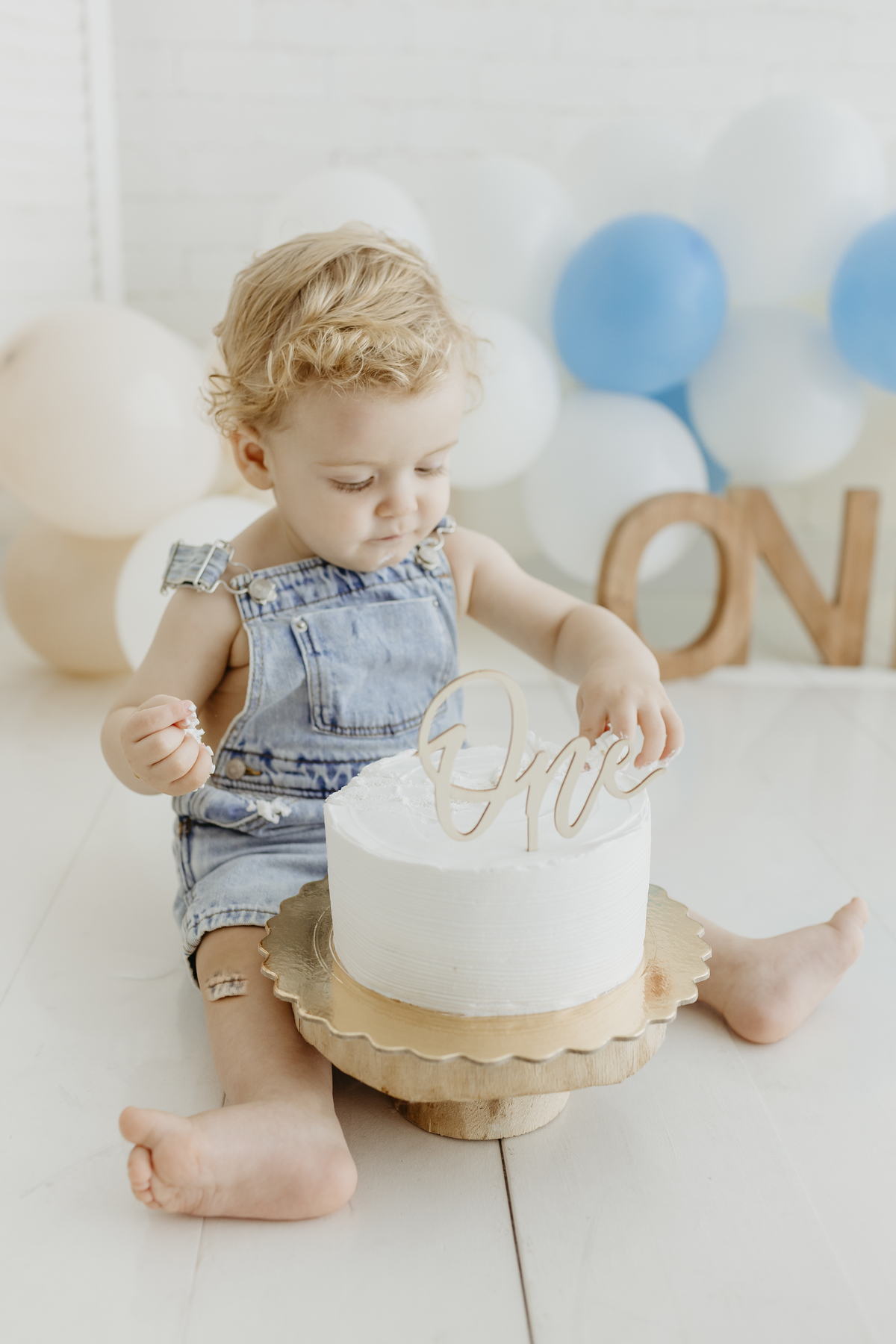 fotografia_de_recem_nascido_smash_the_cake_em_funchal_ilha_da_madeira_estúdio_valquiria_abreu