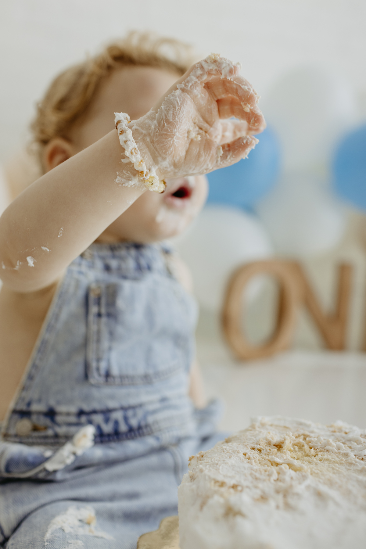 fotografia_de_recem_nascido_smash_the_cake_em_funchal_ilha_da_madeira_estúdio_valquiria_abreu