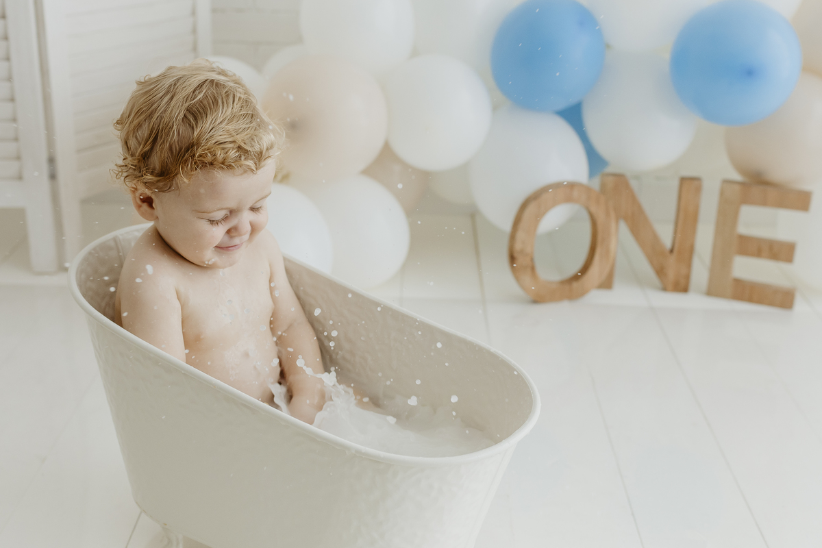 fotografia_de_recem_nascido_smash_the_cake_em_funchal_ilha_da_madeira_estúdio_valquiria_abreu