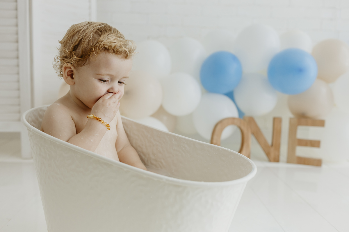 fotografia_de_recem_nascido_smash_the_cake_em_funchal_ilha_da_madeira_estúdio_valquiria_abreu