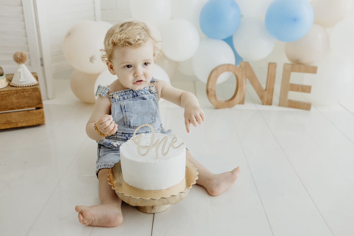 fotografia_de_recem_nascido_smash_the_cake_em_funchal_ilha_da_madeira_estúdio_valquiria_abreu