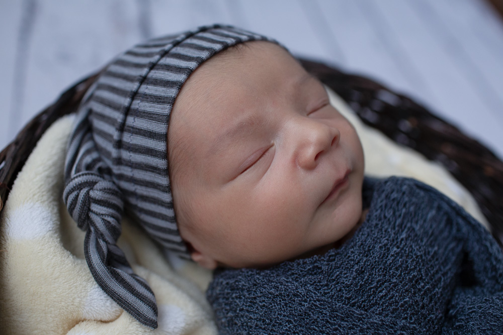 newborn_valquiria_paulo_estudio_movel_estudio_em_casa_sao_paulo