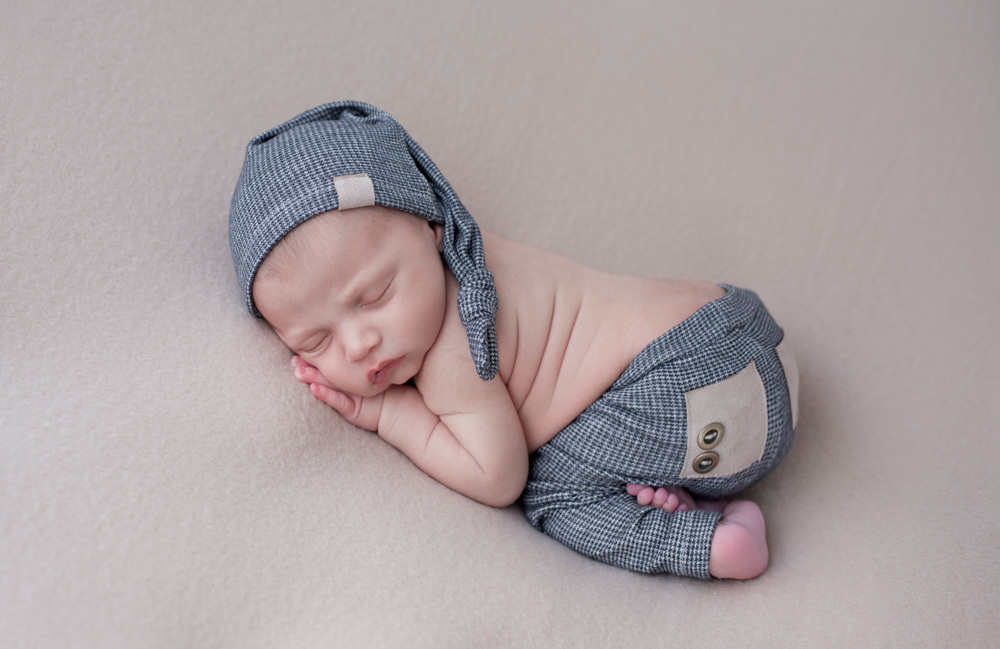 fotografia de recem nascido em funchal ilha da madeira valquiria abreu fotografia sessão bebé fotografia de bebé